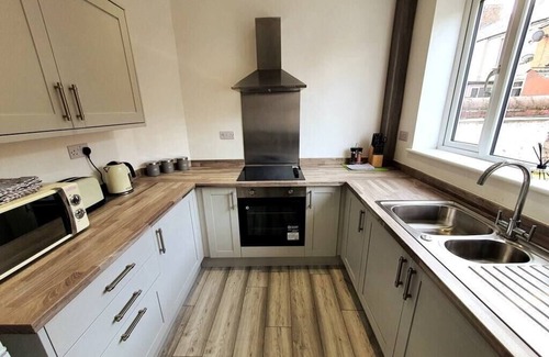 Ferryhill House | Charming 2BD tranquil stay in Ferryhill, Durham