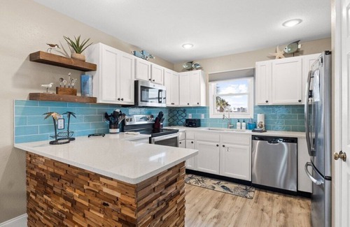 Port St. Joe House | Charming 2BR/2.5BA Gulf-Side Townhome in Barrier Dunes
