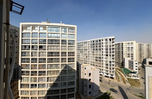Nasr City Apartment | Charming 3-bedroom apartment with AC and WiFi in Cairo Governorate