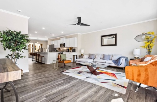 Hapeville House | Charming 3-bed and 3 private baths, 5 mins to the airport, 25 min Buckhead.