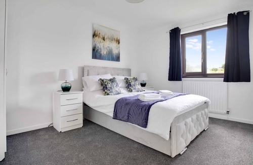 Durham House | Charming 3 Bed Home in Durham