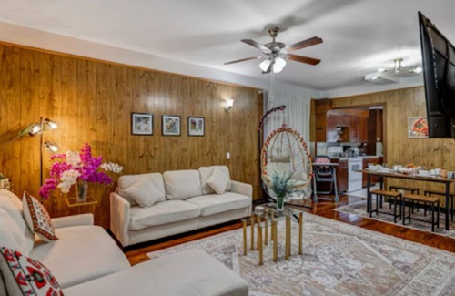 Niagara Falls House | Charming 3-bedroom house in gorgeous Niagara Falls with AC