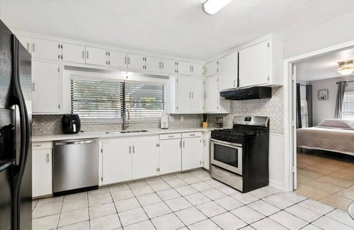 Nederland House | Charming 3 bedroom 2 bath home in Nederland