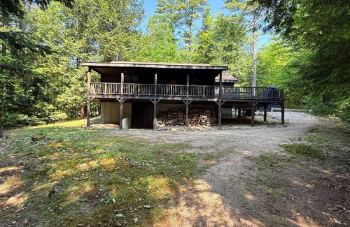 Eidelweiss Village Cabin | Charming 3-bedroom cabin in Madison, NH with private access to lake.