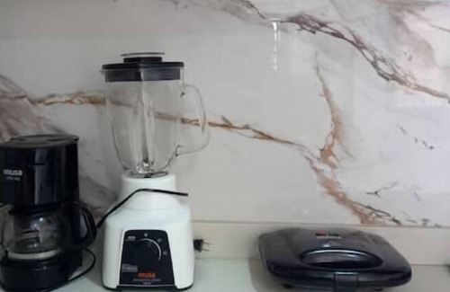 Comuna 2 House | Charming 3-bedroom house with WiFi and AC in enjoyable Santa Marta