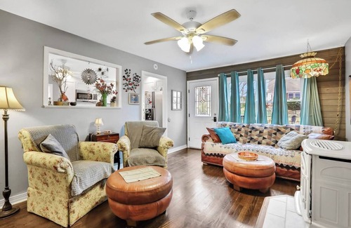 New Paltz Cottage | Charming 3-bedroom cottage with AC and WiFi in serene New Paltz