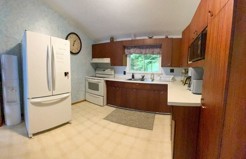 Torrance Cottage | Charming 3-bedroom cottage with AC and WiFi in fabulous Torrance