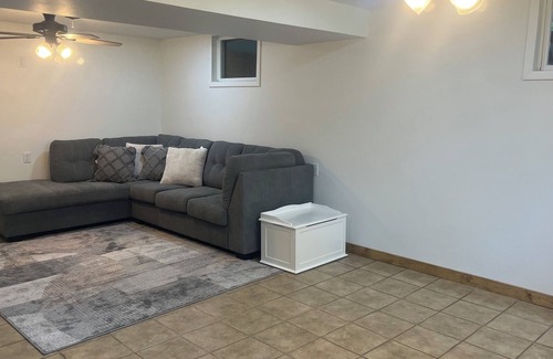 Lansing Cottage | Charming 3-bedroom cottage with a river view in the bluffs just south of Lansing