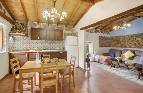 Vallehermoso Cottage | Charming 3-Bedroom Stone House with Scenic Views in Vallehermoso, La G