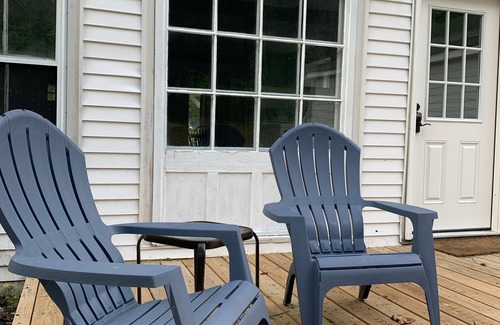 Lenox House | Charming 3-bedroom farmhouse in Lenox