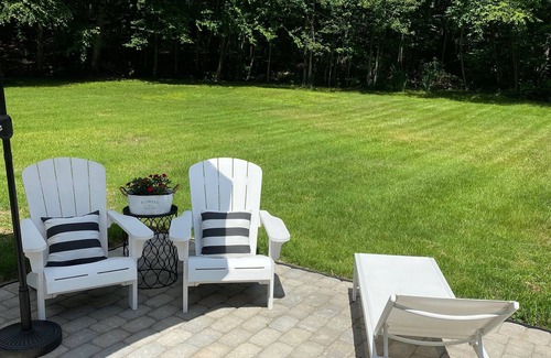 Plainfield House | Charming 3-bedroom house in Pleasant Plainfield with hot tub and pool