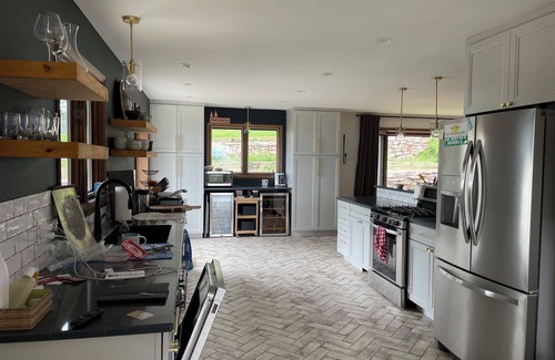 Rapid City House | Charming 3-bedroom house close to downtown with amazing views and outdoor space!