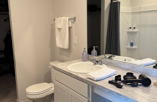 Stillwater House | Charming 3-bedroom house in delightful Stillwater 15 minutes away from campus