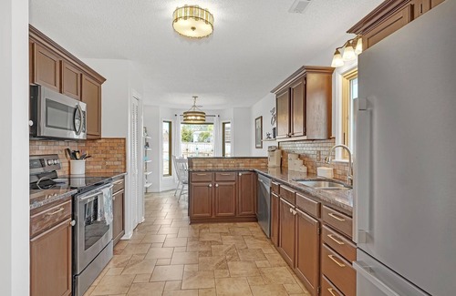 Silver Lake House | Charming 3-bedroom house close to area beachs, the river and downtown