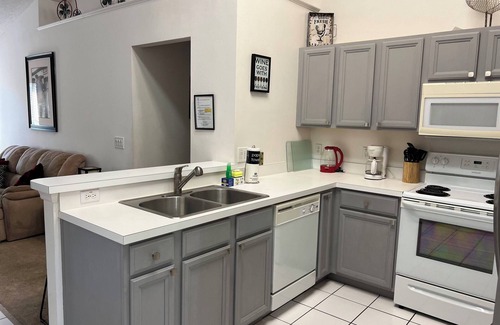 Kissimmee House | Charming 3-Bedroom House w Private Pool–Kissimmee