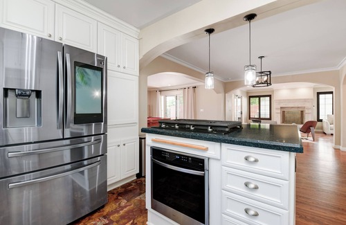 Bay Ho House | Charming 3-bedroom house with large pool in brilliant San Diego