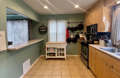 Billings House | Charming 3 bedroom home near downtown and hospitals