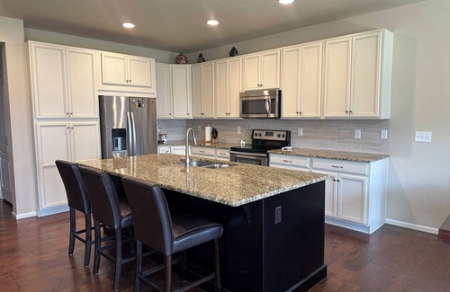 Centerra House | Charming 3-bedroom house in Lovely Loveland with AC