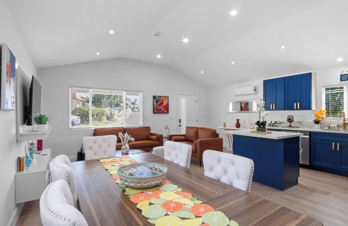 South San Gabriel House | Charming 3-bedroom house in soothing Rosemead with WiFi, AC