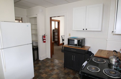 Athens House | Charming 3-bedroom house with WiFi and AC in Athens