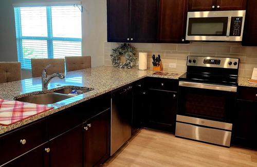 Seguin House | Charming 3-bedroom house with WiFi and AC in Seguin