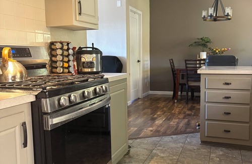Phoenix Lake-Cedar Ridge House | Charming 3-bedroom house with stunning views on 25 acres in Sonora with WiFi, AC