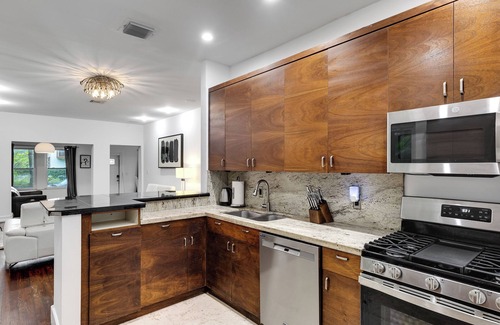 Buena Vista House | Charming 3-bedroom house with WiFi, AC in vibrant Miami
