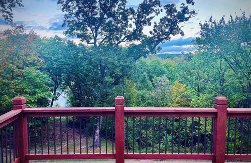Cedar Hill Cottage | Charming 3-bedroom lake cottage in Cedar Hill