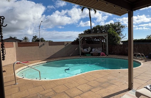 Kona Palisades House | Charming 3-bedroom house with pool, ocean view, minutes from the Kona Airport.