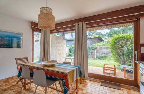 Mimizan House | Charming 3-Star House for 6 with Garden, BBQ, and Parking near Forest and Ocean