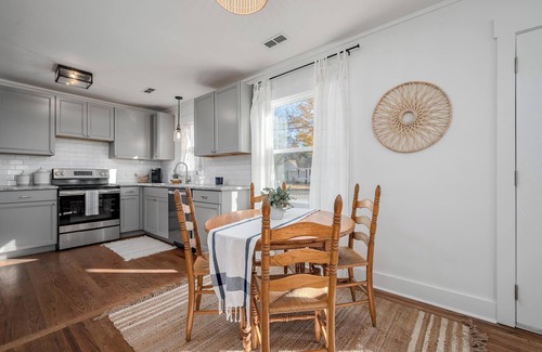 Murfreesboro House | Charming 3BR 2BA Fully Renovated near DWNTN & MTSU