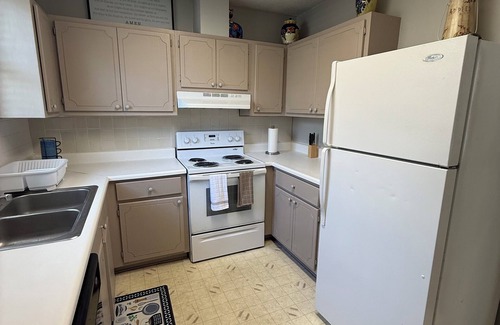 Valdosta House | Charming 3BR Minutes to Moody AFB, Downtown & VSU