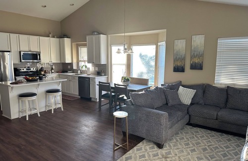 Vista Ridge House | Charming 4 bed home boasts outdoor living, custom basement & much more!