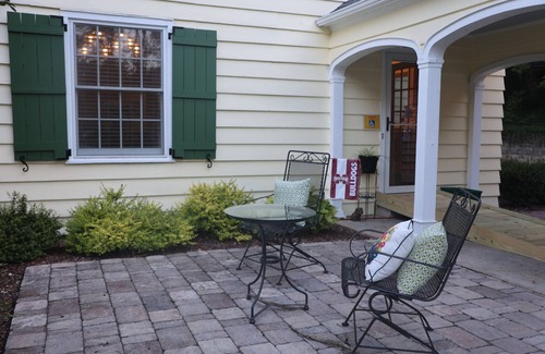 Starkville House | Charming 4-bedroom bungalow, ideal for gameday, & celebrating in Starkville, MS!