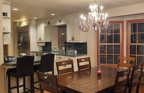 Strawberry Cabin | Charming 4-bedroom cabin a few minutes from Pinecrest Lake in fabulous Long Barn