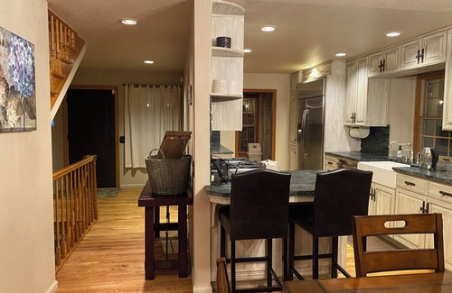 Strawberry Cabin | Charming 4-bedroom cabin a few minutes from Pinecrest Lake in fabulous Long Barn