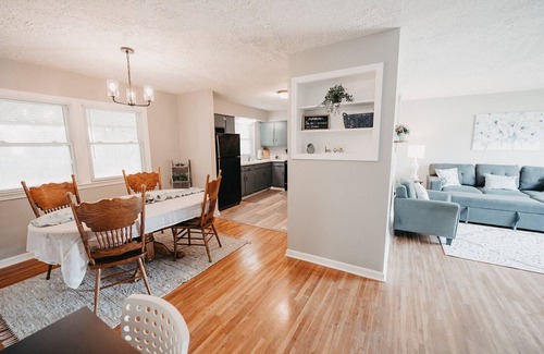 Lexington House | Charming 4-bedroom house with WiFi and AC in brilliant Lexington