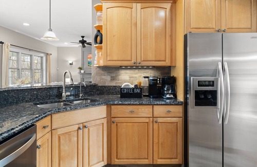 New Paltz House | Charming 4-bedroom house with AC and WiFi in awesome New Paltz