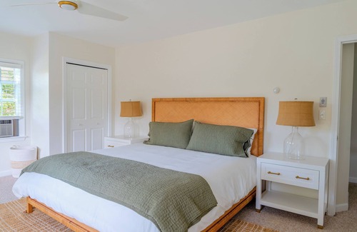 Vineyard Haven Other | Charming 4-bedroom home in marvelous Tisbury walking distance to shops and ferry