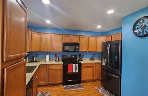 Masterson Station House | Charming 4 Bedroom Retreat—Fenced Yard, Near Downtown & Top Attractions!