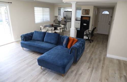 Sun Valley House | Charming 4-bedroom house with WiFi and AC in lovely Los Angeles