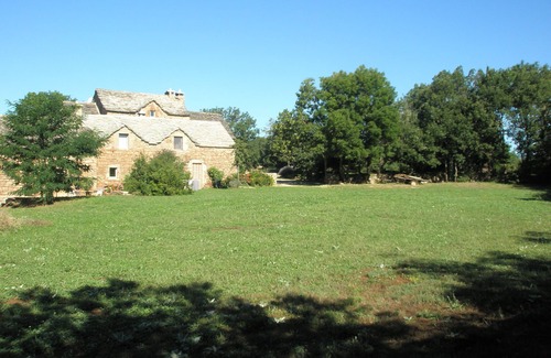 Verrieres Cottage | Charming 4 * gîte in an old farmhouse at the entrance to the Gorges du Tarn
