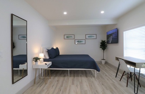 Greater Palm River Point CDC House | Charming 4b/2b Minutes to Downtown Tampa