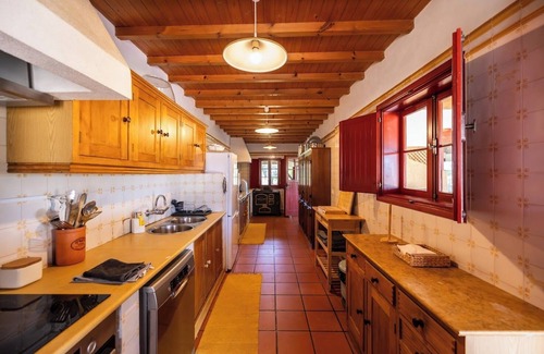 Montargil Cottage | Charming 5-bedroom cottage in lovely Montargil with AC