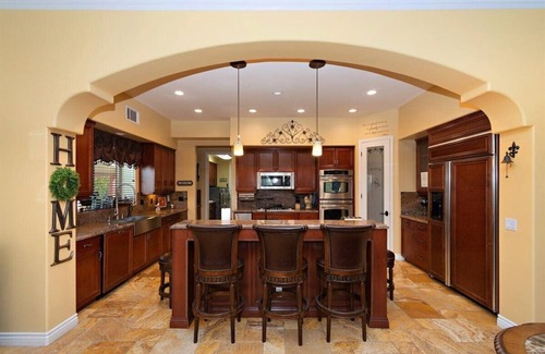 Indio House | Charming 5 bedroom house with a pool/spa