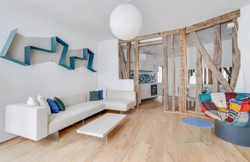 14th Arrondissement Apartment | Charming 75m² Luxury Apartment Steps from Jardin Du Luxembourgn