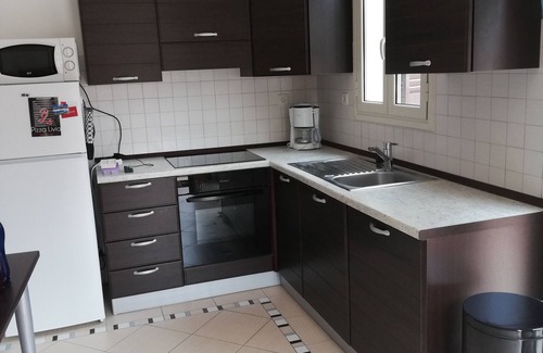 Lozari Condo | Charming air-conditioned accommodation Communal swimming pool 4 people