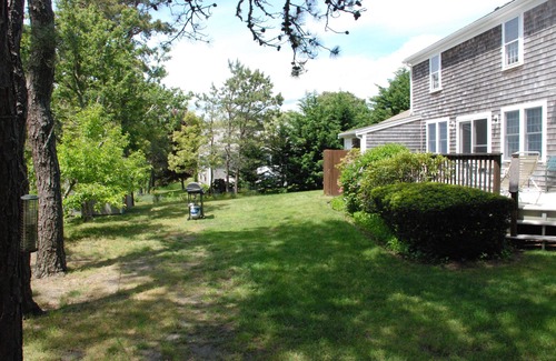 South Chatham House | Charming Air Conditioned Chatham Vacation Home Walk to Beach & Tennis