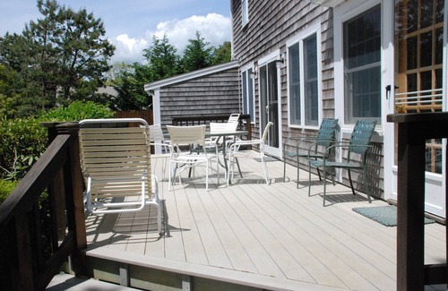 South Chatham House | Charming Air Conditioned Chatham Vacation Home Walk to Beach & Tennis