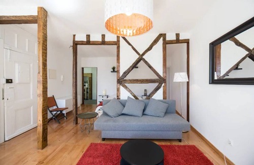 Lisbon Old Town Apartment | Charming Alfama Flat